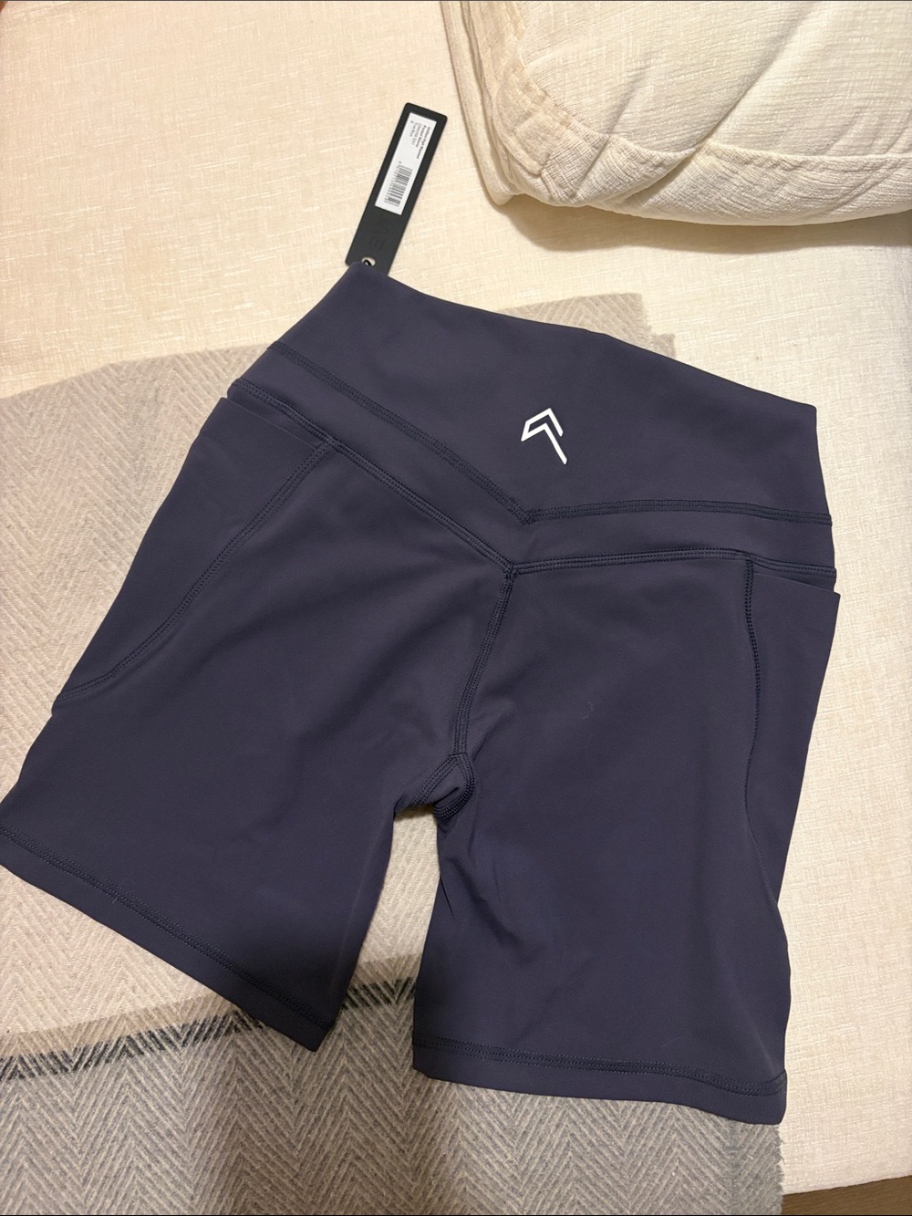 NWT Oner Active Unified High Waisted Pocket Shorts - Picture 3 of 3